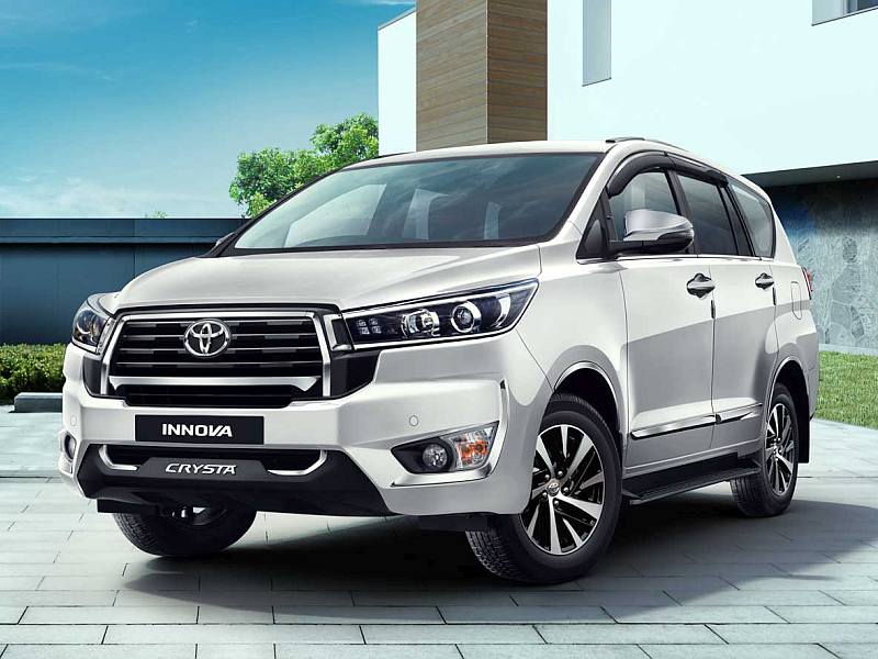 Mastercar Toyota Innova Crysta ready for pickup in Kochi